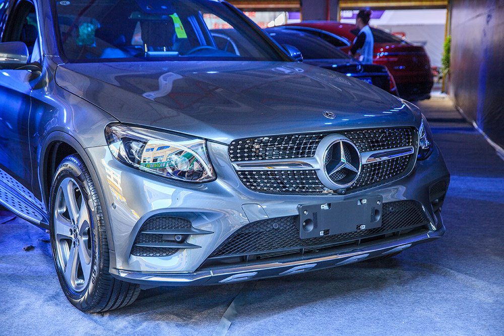 【車(chē)展第一天】遇到那個(gè)TA，放棄蘋(píng)果8......