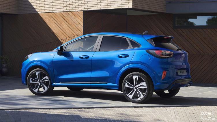 福特發(fā)布PUMA小型SUV官圖，歐式風(fēng)格，造型很有柔和感