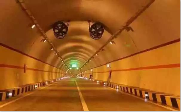 過個(gè)隧道就扣6分？難道這是高速的新陷阱？