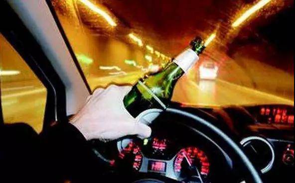 真的假的？最新交規(guī)：酒后躺車內(nèi)休息也算酒駕？