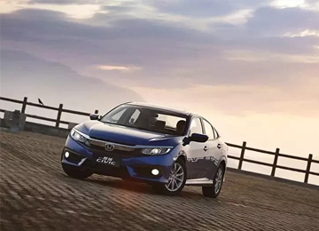 第十代CIVIC（思域）：“我言秋日勝春朝”！