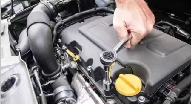 小長(zhǎng)假歸來，給愛車做次安全檢查吧！