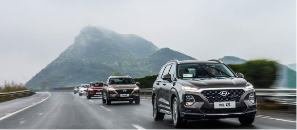 70%的車主不知道怎樣正確給汽車水箱加水，快看是不是你！