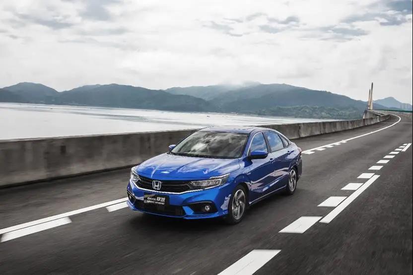 媒體視角丨享域銳·混動(dòng)，A級(jí)家轎市場(chǎng)的“生動(dòng)樣本”