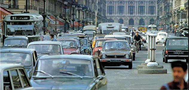 媒體說思域丨越較勁，越成功，CIVIC詮釋何為技術(shù)狂人本色