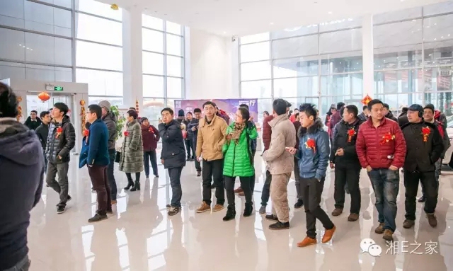 精英齊歡聚天嬌國(guó)際汽車城，瑞雪兆豐年！